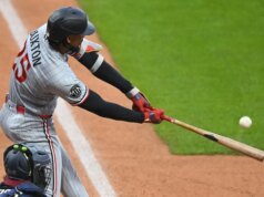 Byron Buxton é responsável por ambas as corridas dos Twins para vencer os Guardiões em 11