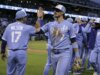 Pink-hot Royals perseguem série de varredura de Tigres em queda