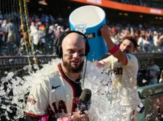 Giants lutam para derrotar Pirates em 12 entradas
