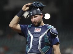 Mariners colocam C Cal Raleigh (oblíquo) na lista de lesionados