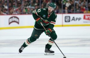 Quinn Hughes está aberto a extensão de contrato com Wild
