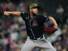 Merrill Kelly busca bis enquanto D-backs tentam varrer os Giants