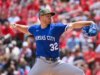 Stephen Kolek arremessa Royals para vencer a vitória sobre os Cardinals