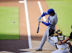 Resumo da MLB: Shohei Ohtani (HR, 5 entradas de shutout) deslumbra Padres
