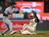 Tigres e Orioles desesperados por impulso na partida dupla de domingo