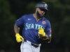 Mariners fazem 4 dwelling run em confronto com o novato do A, Gage Bounce