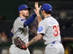 Resumo da MLB: Cubs liderados por Ian Happ atacam Pirates para impedir a derrapagem de 10 jogos