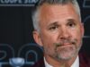 C’était un lundi midi tendu: Martin St-Louis n’avait pas inveja d’être antes dos jornalistas