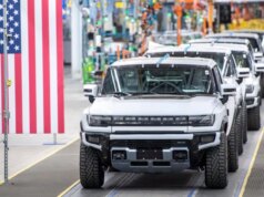 À medida que 1 milhão de compradores de carros novos desaparecem da economia dos EUA, um carro novo se torna cada vez mais um sonho distante