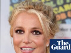 Britney Spears acusada de dirigir sob influência de álcool e drogas