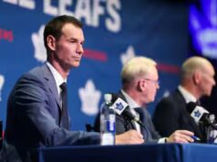Para que o novo diretor geral dos Maple Leafs seja embarcado no mesmo cenário da polêmica em Toronto