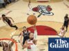 Knicks estão a uma vitória das finais da NBA após vitória no jogo 3 sobre Cavaliers
