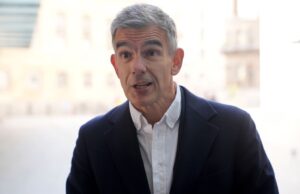 O mundo precisa da BBC mais do que nunca, diz o novo diretor-geral Matt Brittin