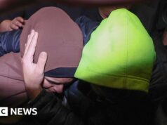Retorno de famílias ligadas ao EI desperta debate na Austrália traumatizada pelo terror