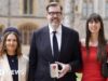 Richard Osman e Invoice Bailey recebem homenagens em Windsor