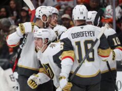 Marner e os Cavaleiros repassentes devant