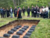 Restos mortais de 80 soldados soviéticos enterrados novamente na Alemanha (VÍDEO)