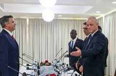 EUA construindo ‘caso fraudulento’ para invasão – Ministro das Relações Exteriores cubano