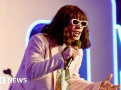 O ator de Riverdale chama o cantor de TikTok, Mr Fantasy – mas é tudo o que parece?