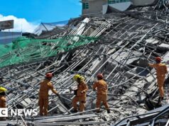 Um morto e muitos temidos presos sob prédio desabado nas Filipinas