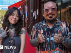 Depois de décadas arriscando a prisão, os tatuadores da Coreia do Sul ganham destaque
