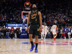 Playoffs da NBA: James Harden atormentado por reviravoltas e arremessos ruins
