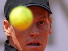 Jannik Sinner quebra recorde do Masters e chega às semifinais do Aberto da Itália