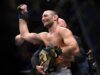 Strickland choca Chimaev e reconquista o título dos médios do UFC