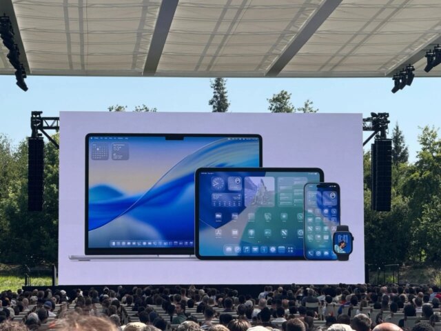 Apple-Liquid-Glass-UI-1280x960.jpg