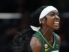 Zia Cooke e Flau’jae Johnson têm jogos na carreira na vitória de Storm sobre Solar