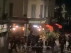 Restaurantes saccagés, espreguiçadeiras, bagarres: des partidários cagoulés de uma equipe de futebol sèment la «peur» et le caos em Paris