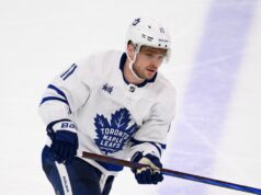 Max Domi, do Maple Leafs, afastado por tempo indeterminado após complicações de cirurgia