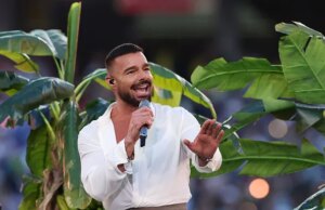 Ricky Martin saiu correndo do palco em um present depois que ‘gás lacrimogêneo foi lançado’