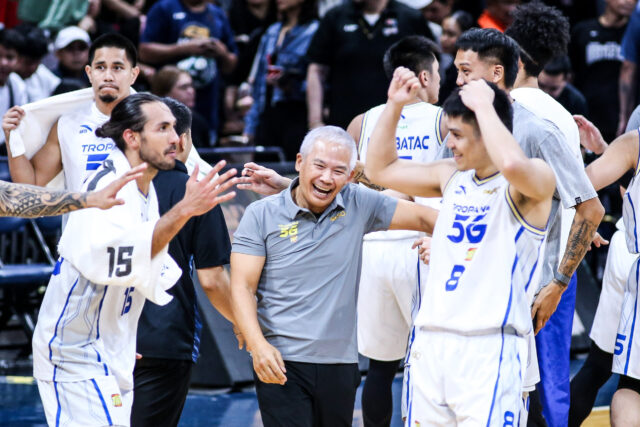 IMG_0439_PBA-50-Commissioners-Cup-semifinals-Meralco-TNT_Coach-Chot-Reyes-scaled.jpg