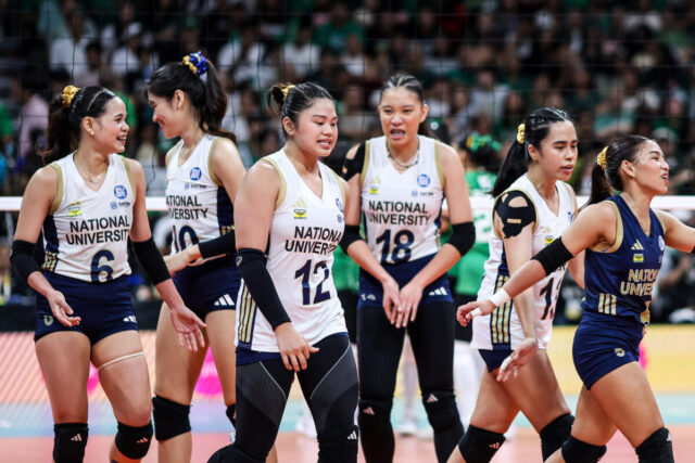 IMG_1076_UAAP-88-womens-volleyball-finals-game-2-DLSU-NU_Sam-Cantada-and-NU-Lady-Bulldogs-1-1200x800.jpeg