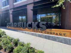 As demissões da Starbucks impactam 252 empregos no centro de suporte de Seattle, incluindo vice-presidentes e outros cargos seniores