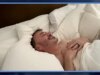 Kimmel mostra o vídeo da esposa do apresentador da madrugada sendo acordado com a notícia de Trump pedindo sua demissão