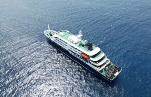 Possível caso de hantavírus relacionado a voo surge após surto em navio de cruzeiro