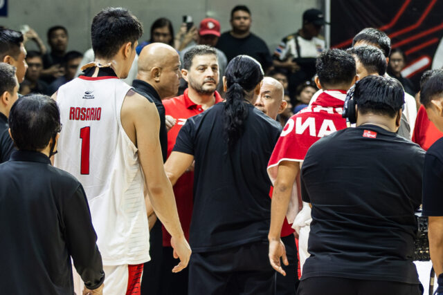 R6M28094_PBA-50-Commissioners-Cup-semifinals-Ginebra-Rain-or-Shine_Coach-Yeng-Guiao-Al-Francis-Chua.jpeg