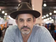 A causa da morte da estrela de Buffy, Nicholas Brendon, foi revelada após a morte aos 54 anos