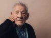 Ian McKellen nomeia lenda ‘bissexual’ de Hollywood que o incentivou a não fazer campanha pelos direitos dos homossexuais