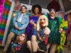 ‘Mesmo homens heterossexuais e corpulentos adoram nossa comédia da BBC – foi inesperado’