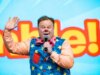 A lenda do CBeebies, Mr Tumble, está namorando uma co-estrela 21 anos mais nova
