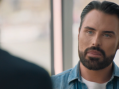 Rylan Clark chorando por ‘amigos serem cancelados’ meses após o escândalo de Scott Mills