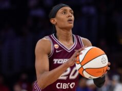 Sykes e Mabrey combinam para 61 enquanto Tempo vence Mercury