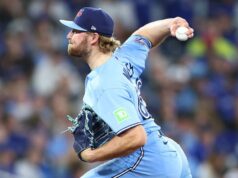 A impressionante emergência de Spencer Miles continua como Blue Jays no topo dos Yankees