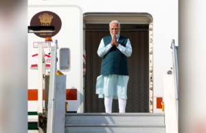 PM Modi visita aos Emirados Árabes Unidos AO VIVO: PM Modi chega aos Emirados Árabes Unidos, marca o início da visita a cinco nações