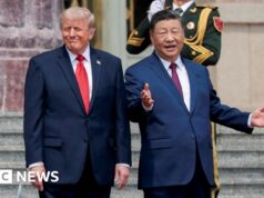 Bajulação e alarde quando Trump deu as boas-vindas à China – mas questões espinhosas permanecem