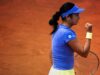 Alex Eala vence Magdalena Frech na primeira rodada do Aberto da Itália