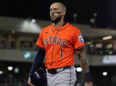 Carlos Correa, do Astros, está afastado da temporada devido a lesão no tornozelo